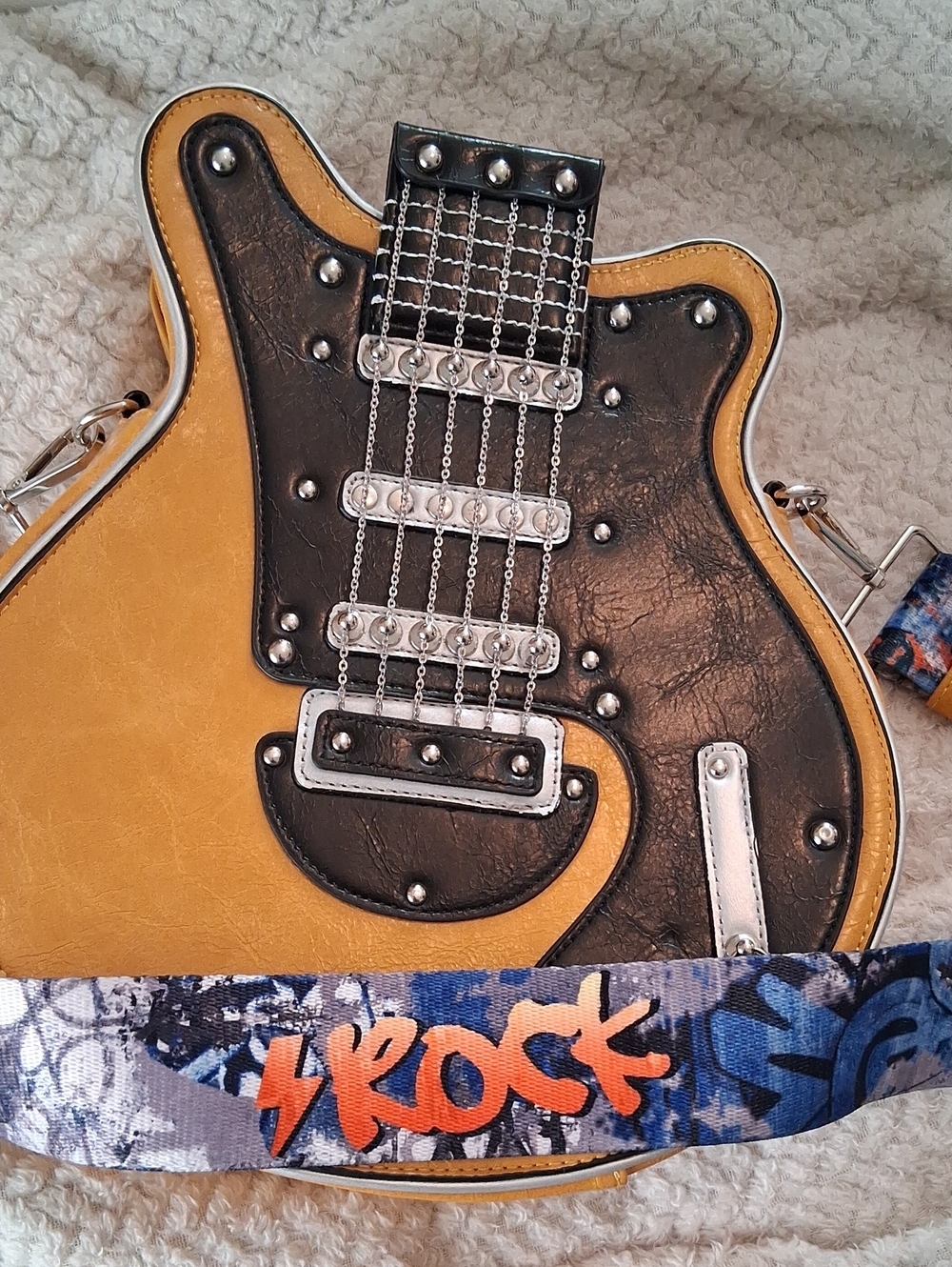 Yellow Guitar-Shaped Crossbody Bag with Black Accent - Picture 7 of 7